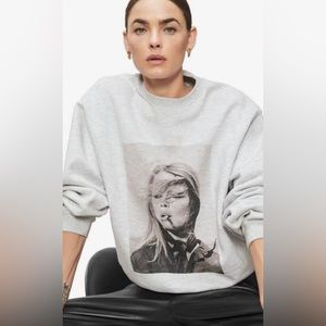 Super cuteness sweatshirt